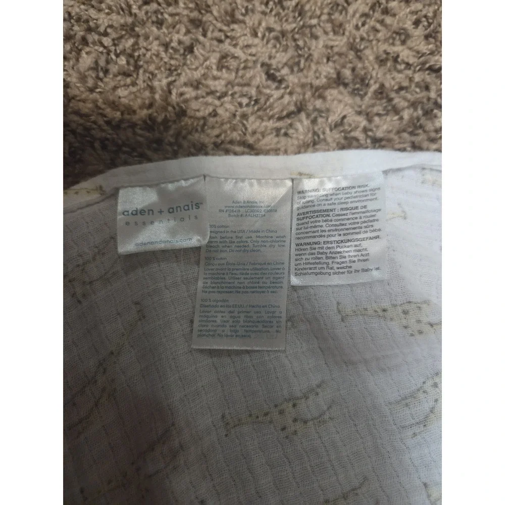 BABY Blankets Swaddle ADEN & Anais Muslin 100% Cotton Giraffe W/ 0-3 M Top